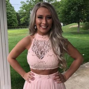 Meet your Posher, Jennifer